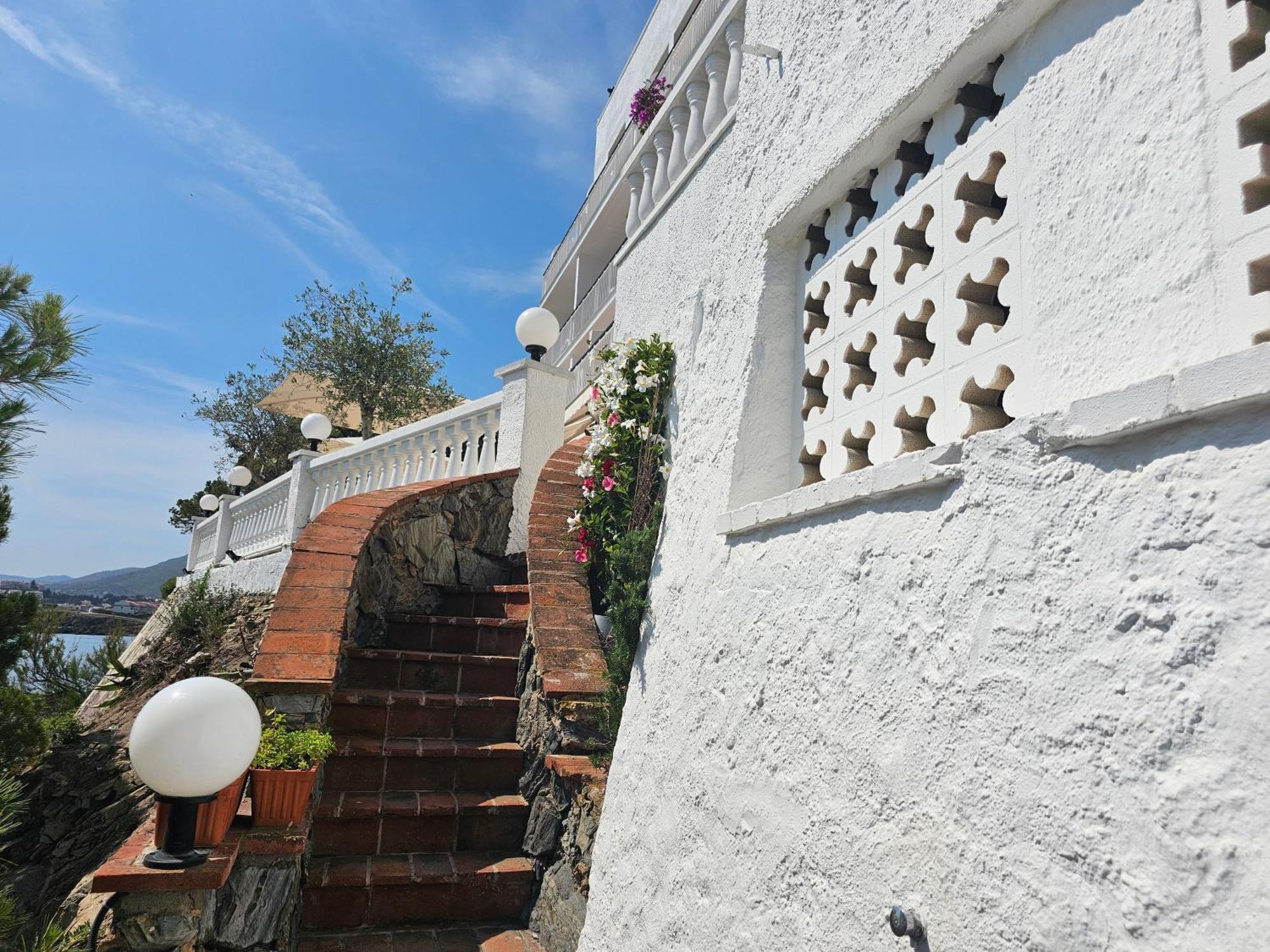 Hotel Grifeu Llança Εξωτερικό φωτογραφία