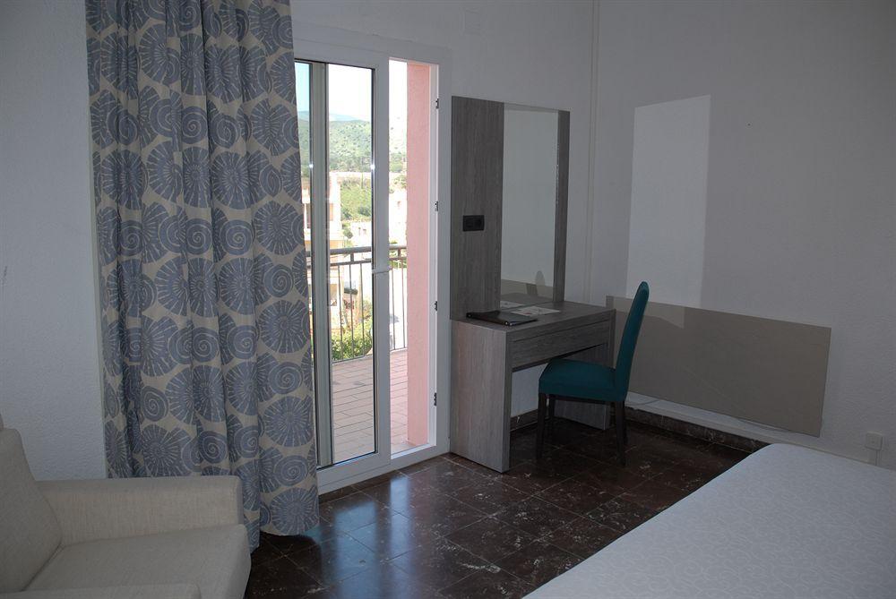 Hotel Grifeu Llança Εξωτερικό φωτογραφία